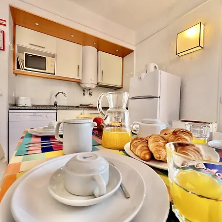 Daire Skylight 2 With Pool By Homing