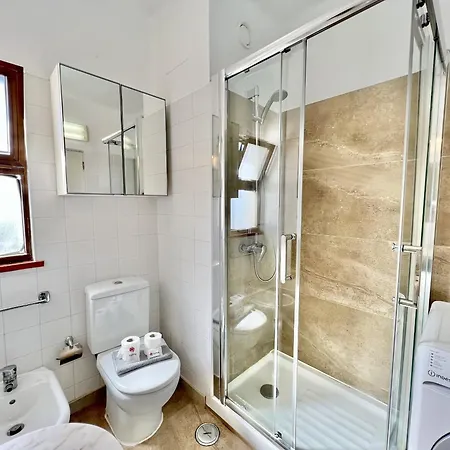 Daire Skylight 2 With Pool By Homing