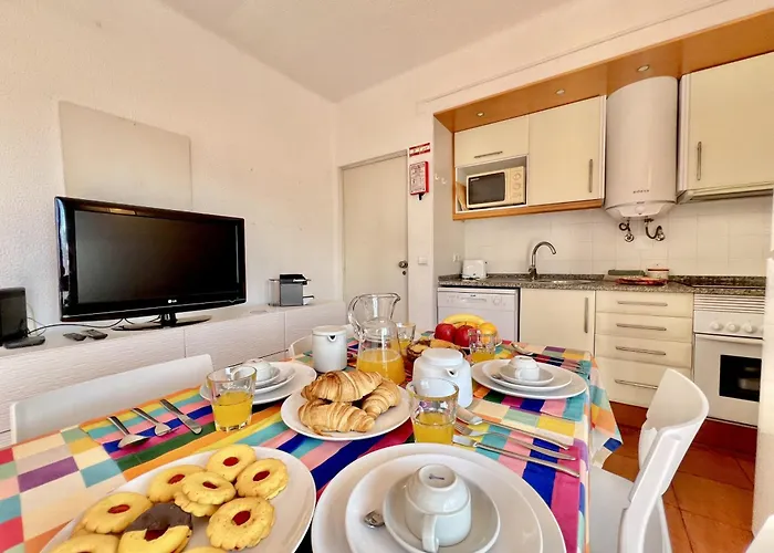 Skylight 2 With Pool By Homing Albufeira