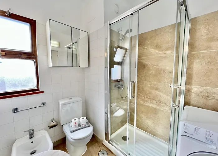 Apartament Skylight 2 With Pool By Homing