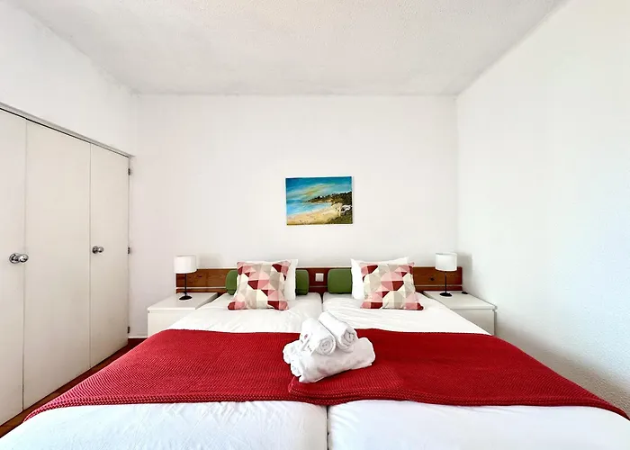 Skylight 2 With Pool By Homing Apartament *