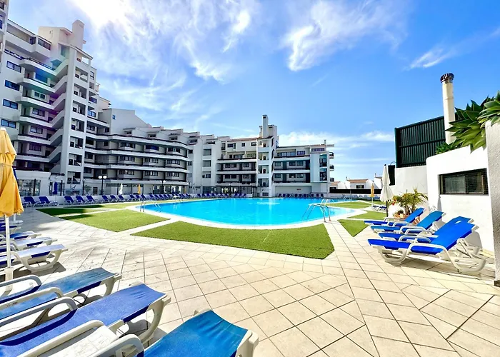 Skylight 2 With Pool By Homing Apartament *